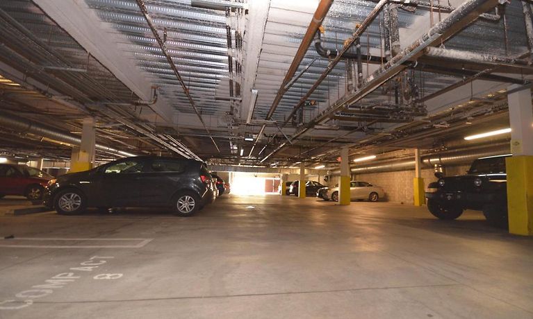 Free Parking 1br 4bed Gorgeous Hollywood Sign View Apartment Los Angeles